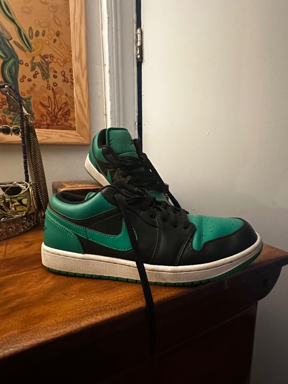 Men's Nike's Jordans Size 11